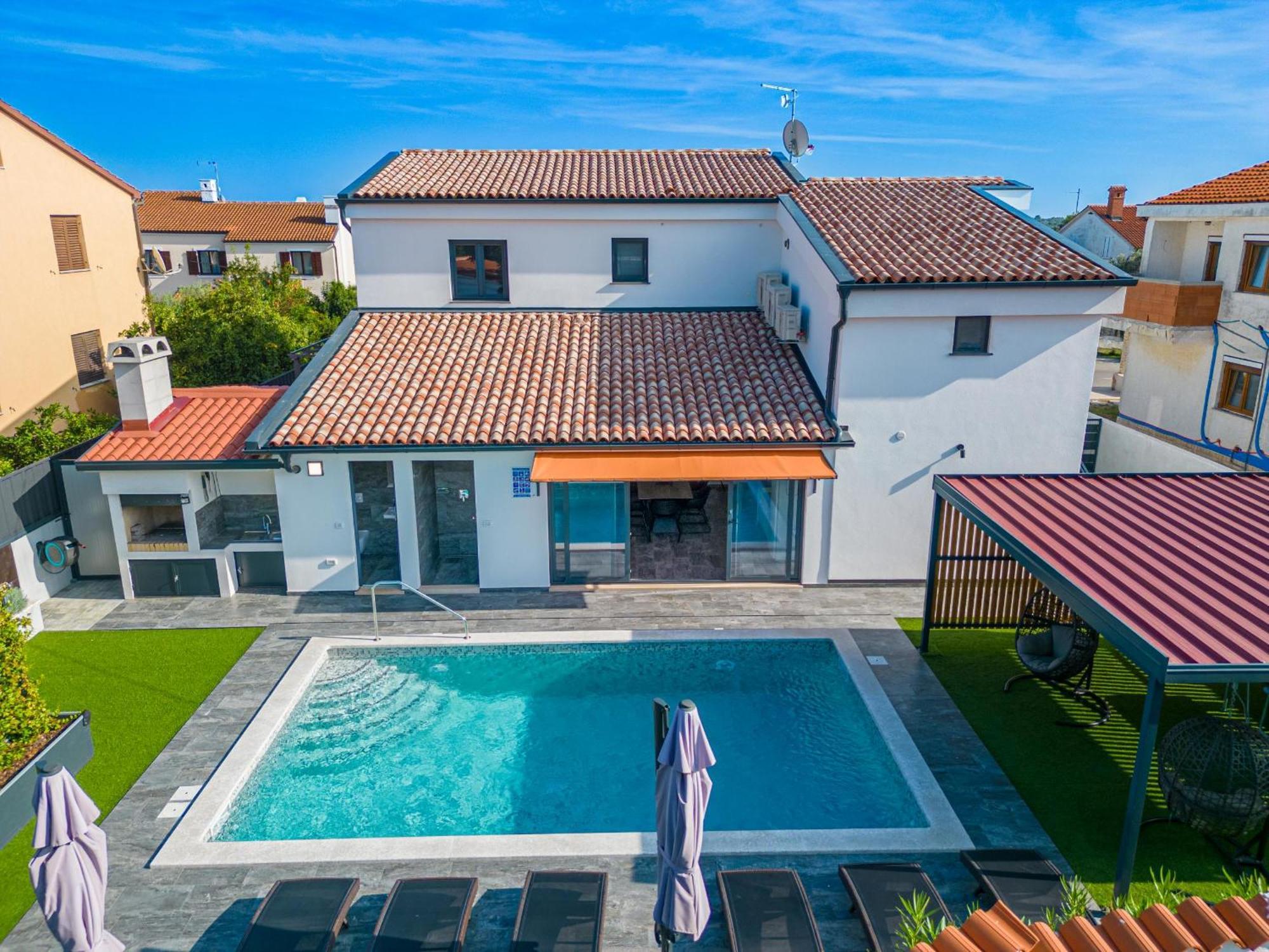 Villa Paradise Medulin Exterior photo